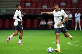 球探体育官网：首秀赢得不轻松 郑钦文给自己澳网首轮表现打70分.